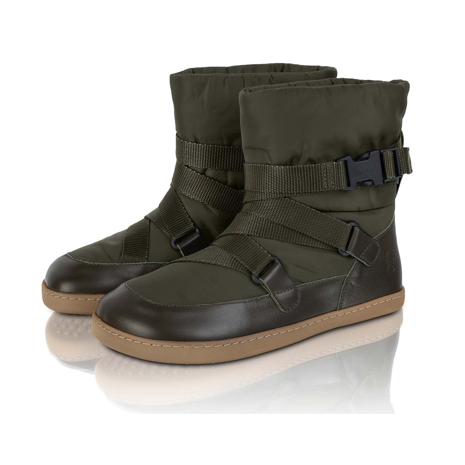 Frosty Barefoot Win… - image