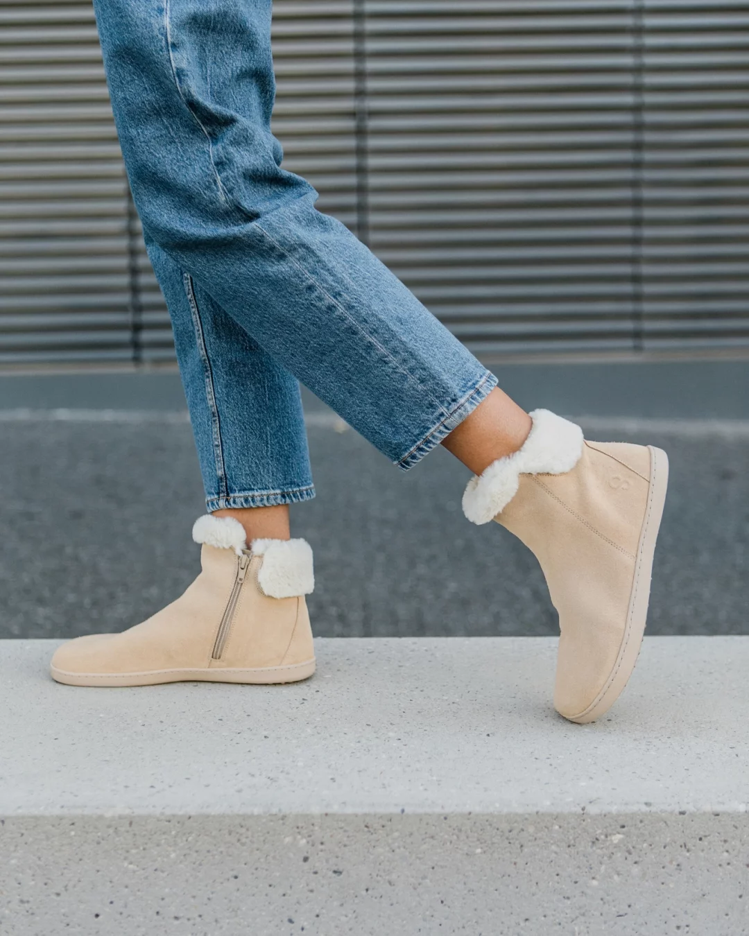 FLUFFY ankle barefoot boots Beige OUTLET SHAPEN barefoot