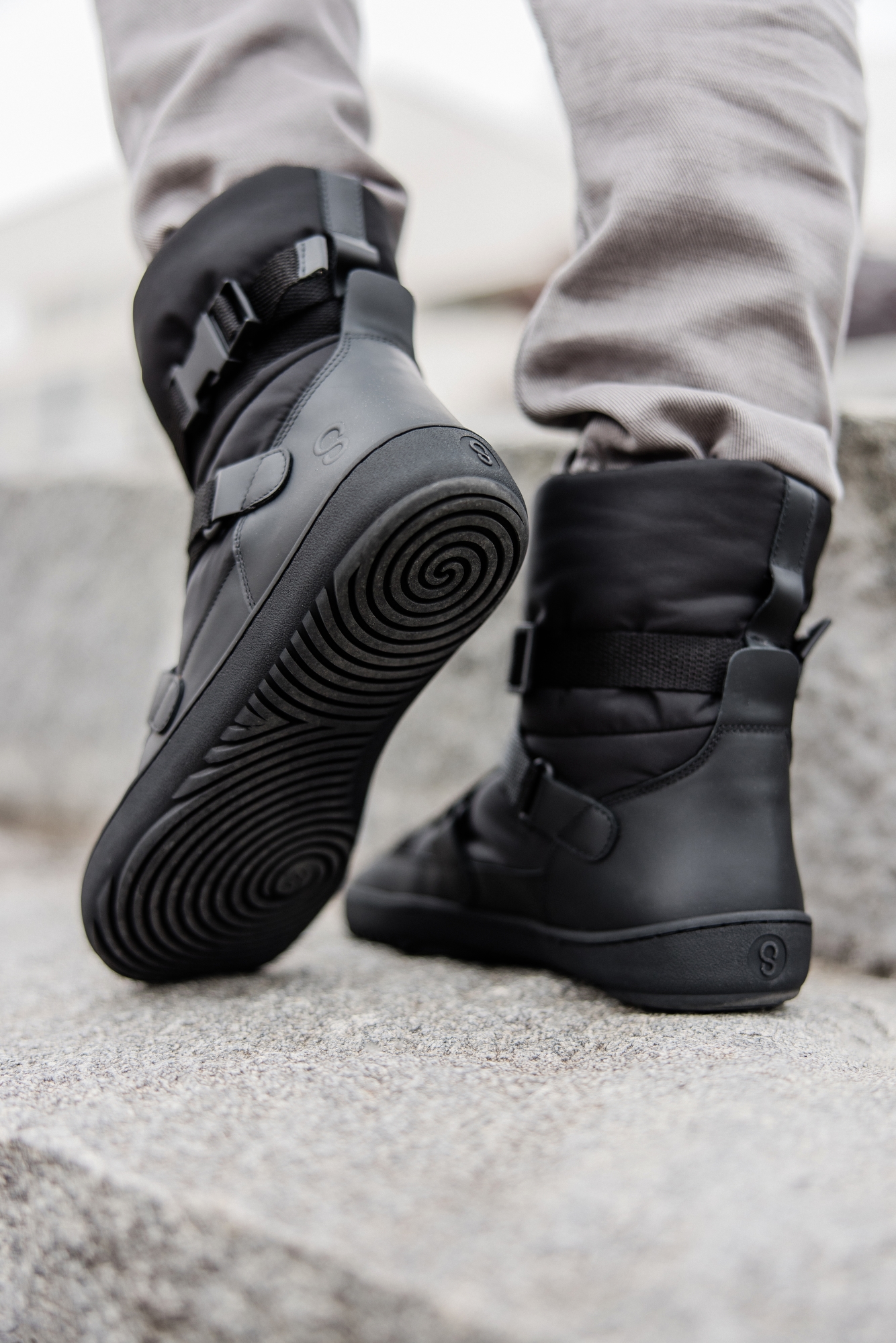 FROSTY barefoot boots Black SHAPEN barefoot