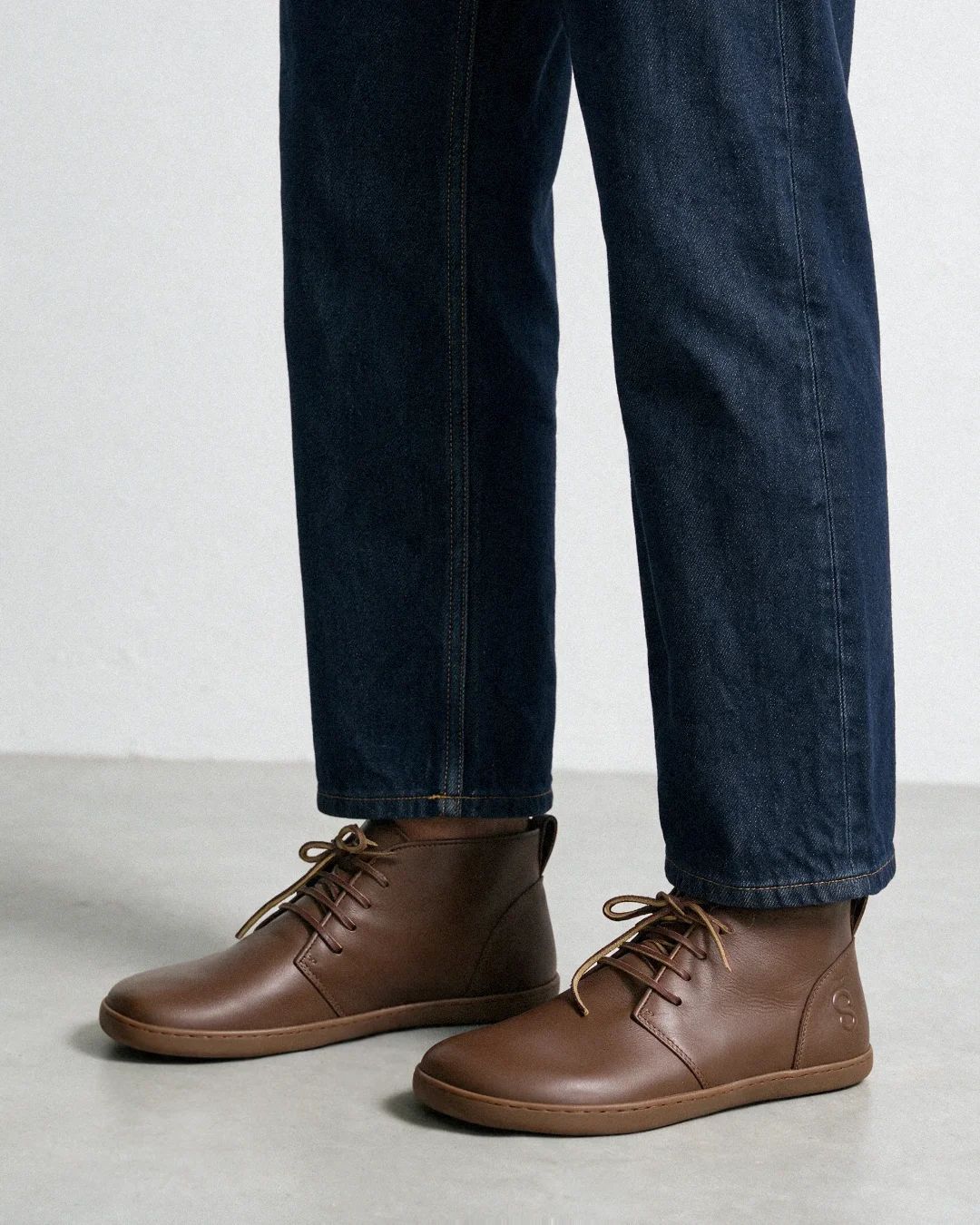 BERRY all-season barefoot shoes Brown