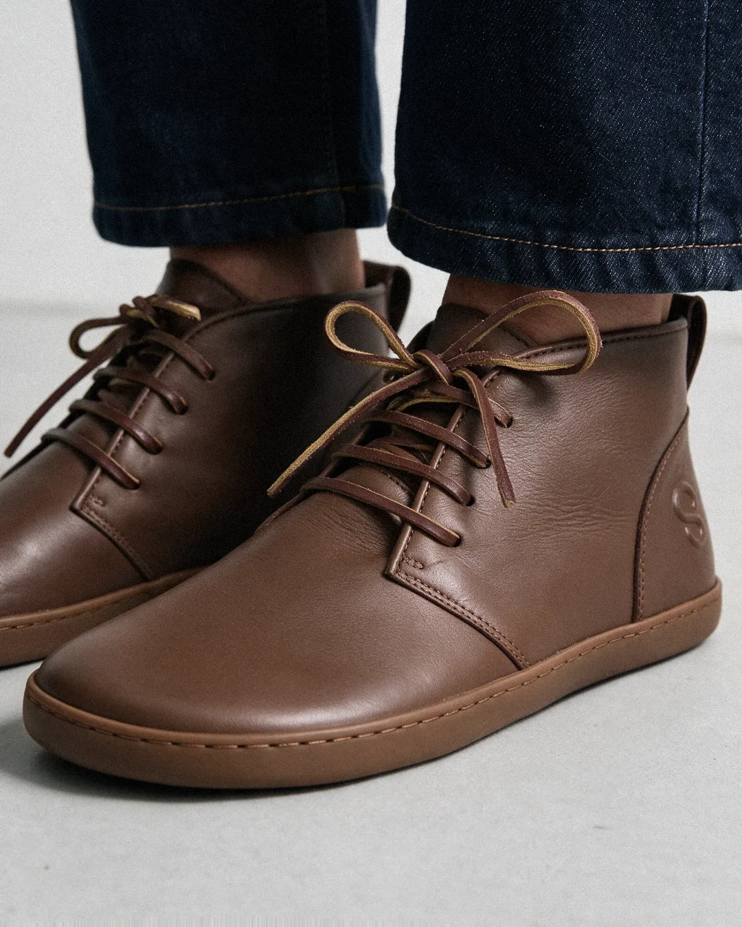 BERRY all-season barefoot shoes Brown